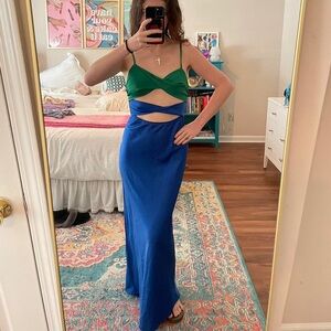 Boutique🦋 Blue / Green Criss Cross Maxi Dress!